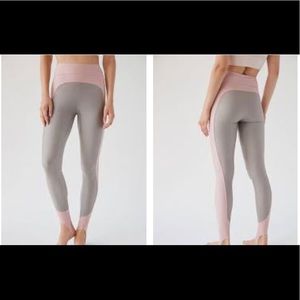 High-Waisted Stirrup Legging